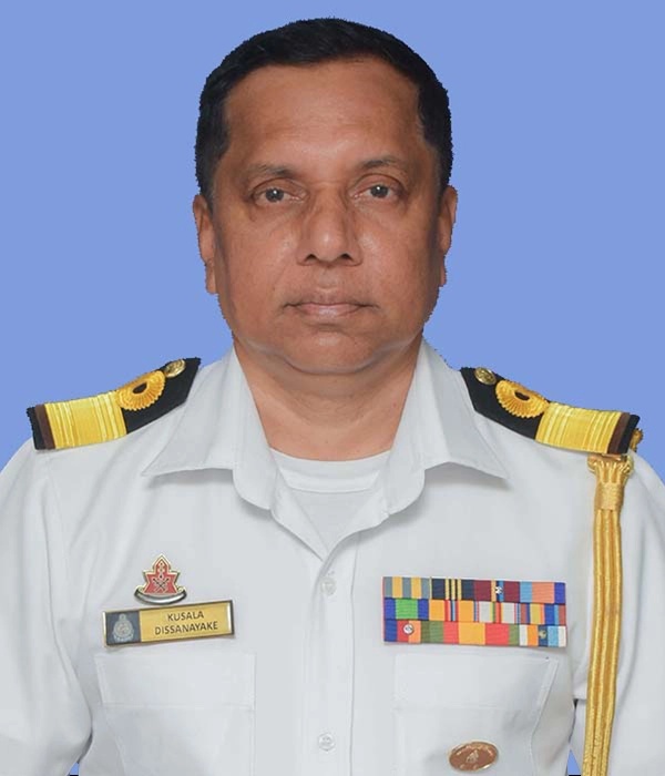 කොමදෝරු කේඑස් දිසානායක - වැ/බ ආඥාපති නාවික පාබල